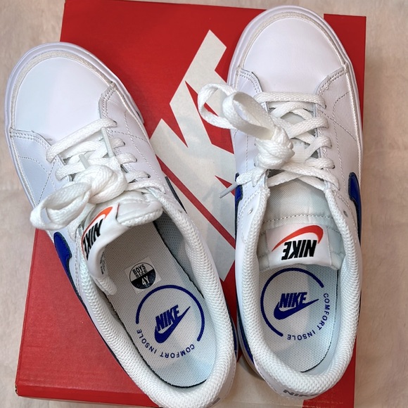 💙Nike Court Legacy (GS) Royal Blue/White Size 4Y Unisex in Like New Condition! - Picture 3 of 8